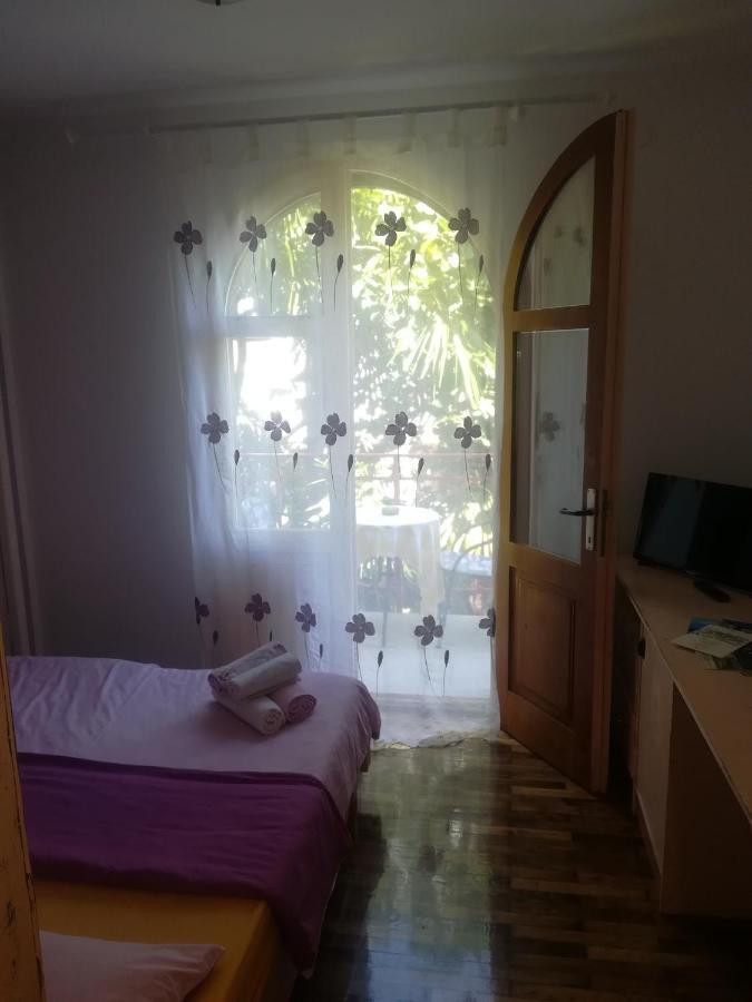 Romantic Room With Balcony Lovran Bagian luar foto